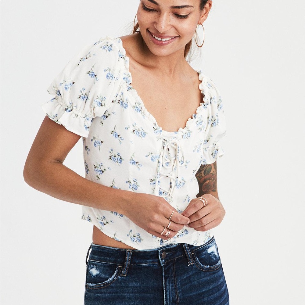 AE Off-the-shoulder lace-up top NWT